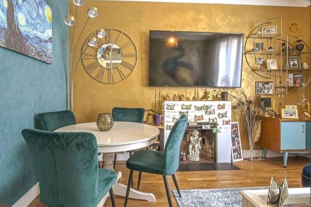 Appartement Chaleureux Hyper Centre 80M2 Caen Bagian luar foto